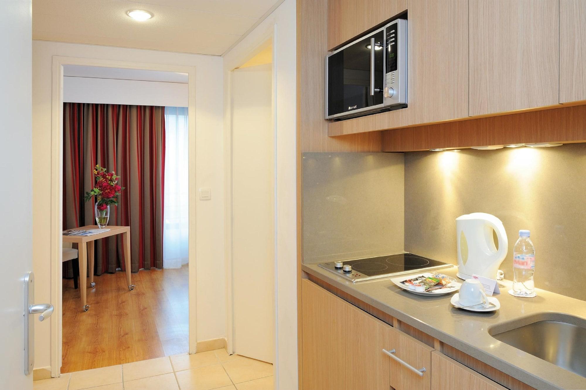 Residhome Paris-Evry Courcouronnes Εξωτερικό φωτογραφία
