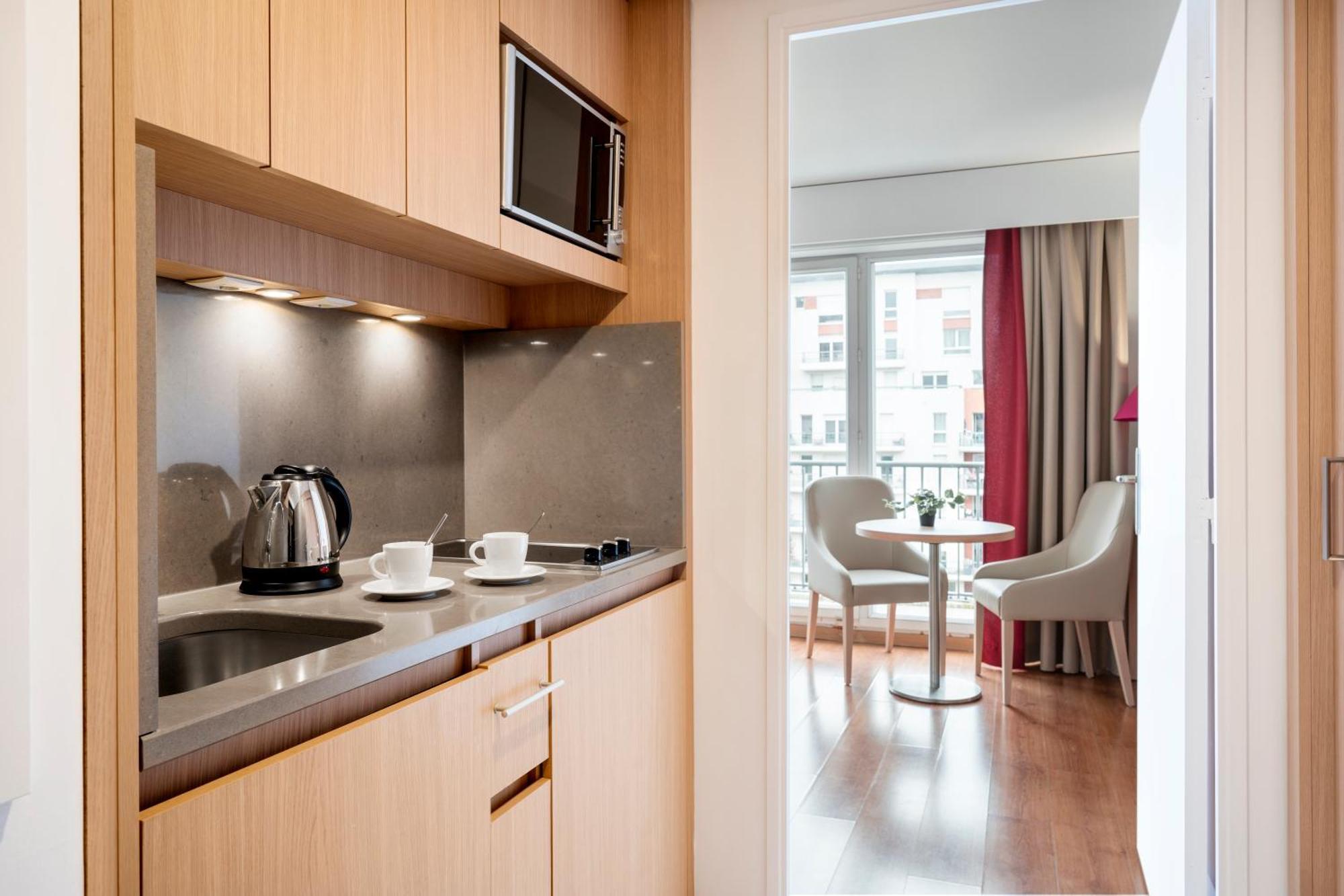 Residhome Paris-Evry Courcouronnes Εξωτερικό φωτογραφία